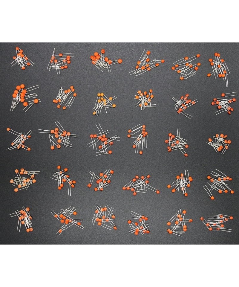 Capacitores ceramicos 0-25V 30 valores 2pf - 100nf (300 unidades)