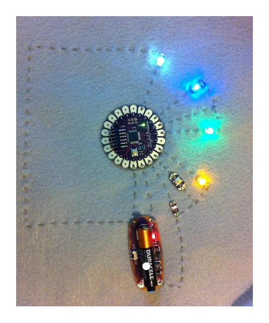 Tarjeta de desarrollo Lilypad con puerto serial RS232 compatible con Arduino