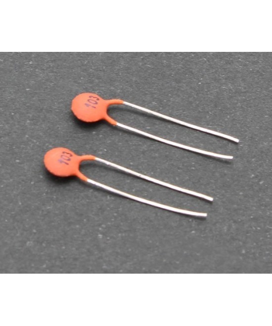 Capacitores ceramicos 0-25V 25 valores 1pf - 100nf (250 unidades)