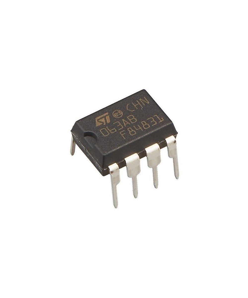 Regulador de Voltaje MC34063ABN (DIP)