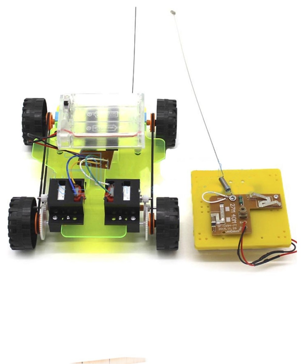 Carrito de 4 ruedas con control remoto DIY