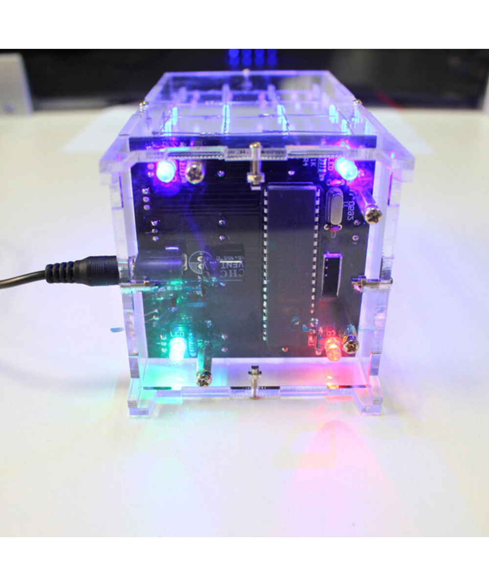 Experimento de electronica cubo OLED DIY 4x4x4
