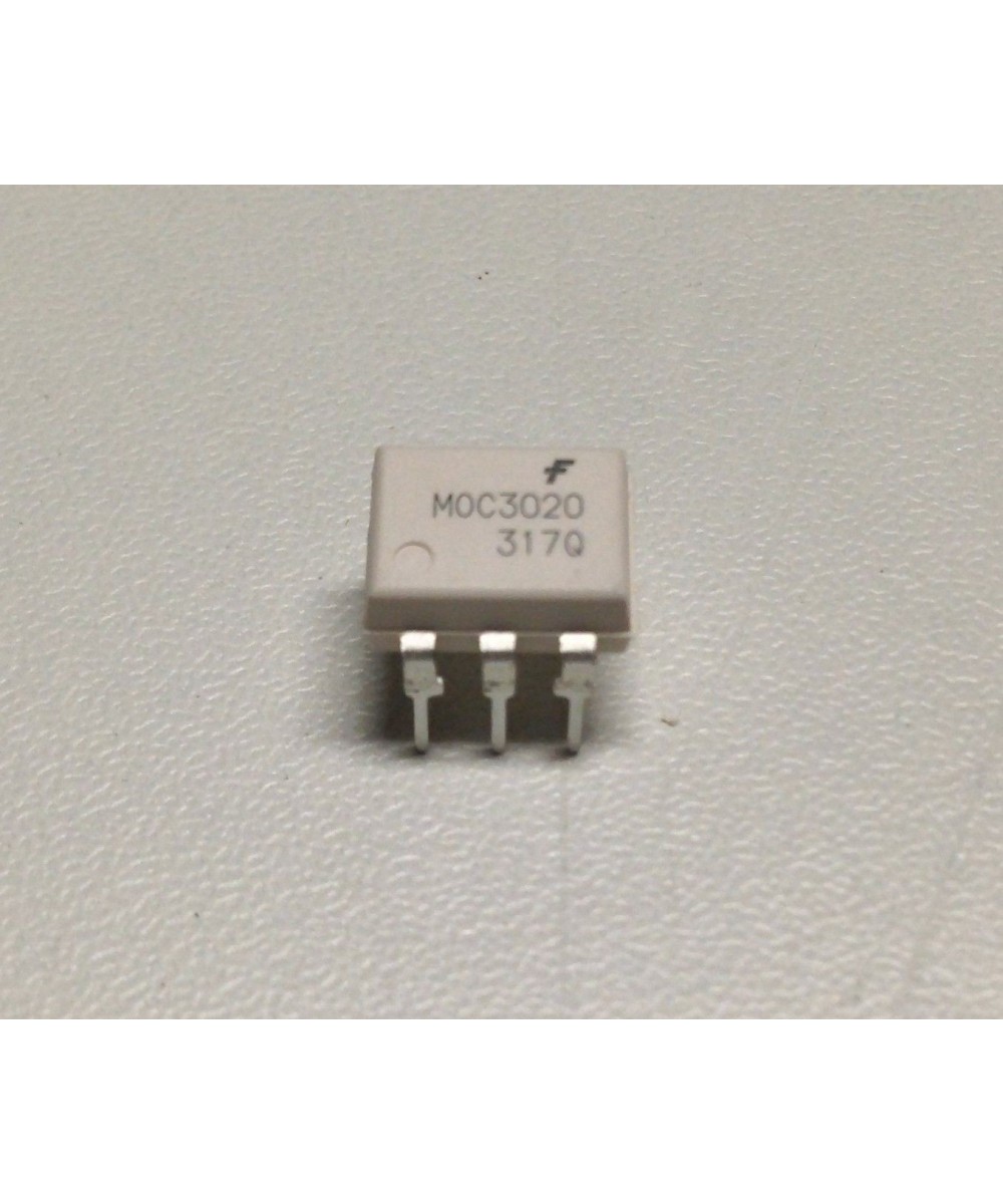 MOC3020