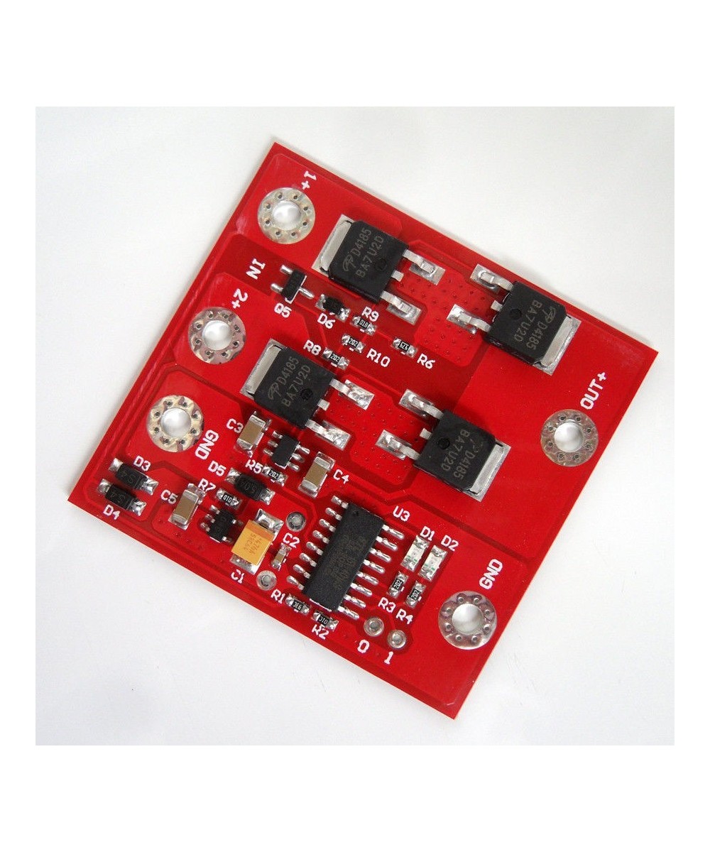 Transferencia automatica de voltaje DC 12V/ 8A