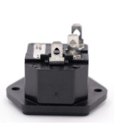 Receptaculo de energia con portafusible