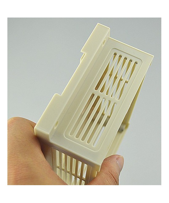 Caja plastica 140*100*28mm