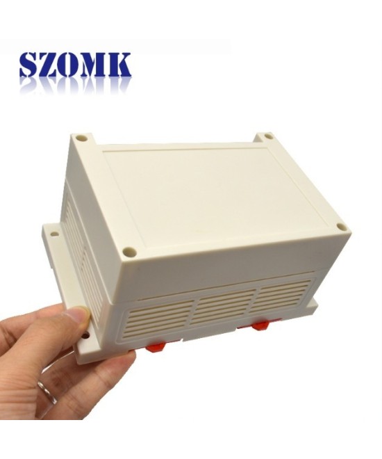 Caja plastica 140*100*28mm